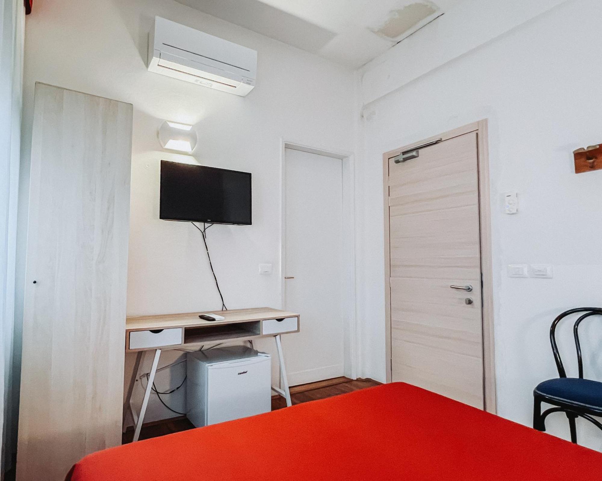 Hotel All'Oasi Paese Екстер'єр фото